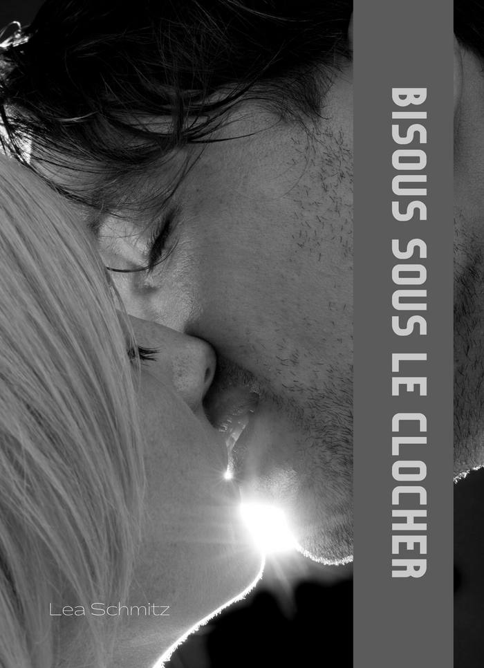 Bisous sous le Clocher